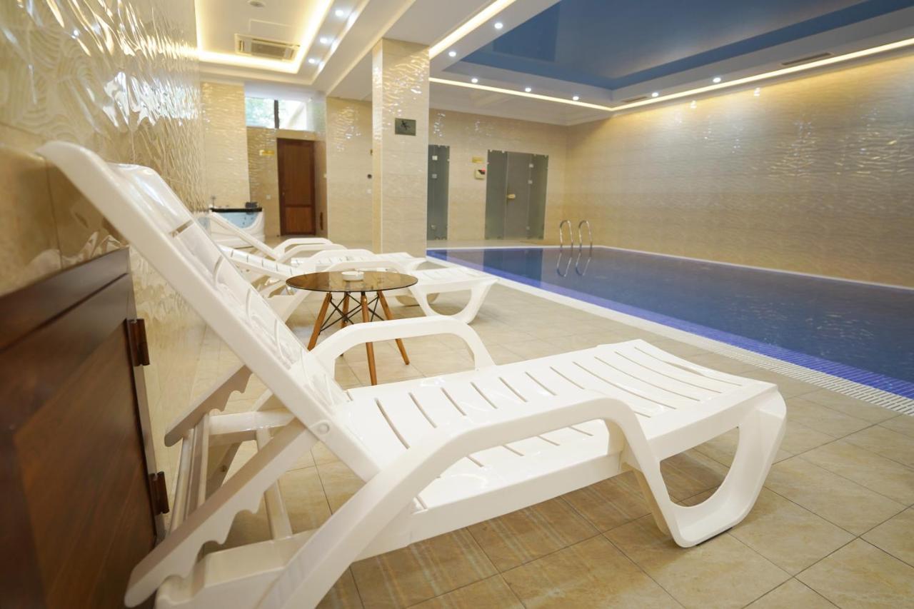 Aura Hotel Tashkent Ngoại thất bức ảnh